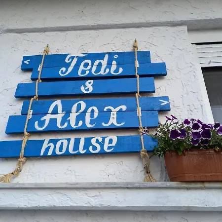 Apartment Tedi&alexhouse,cozy One Bedroom Flat *